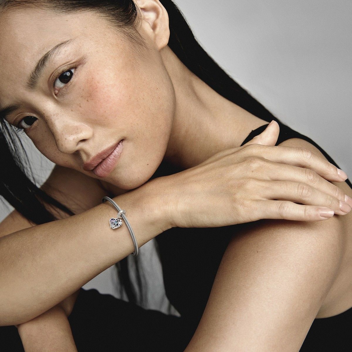 Lirvea Disney Pixar Wall-E & Eve Im Dunkeln leuchtender Anhänger